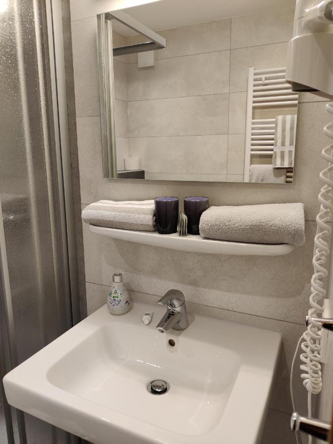 Alt Reinsport Hotel Писпорт Екстериор снимка